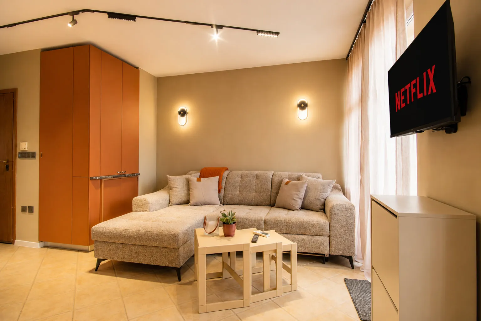 Имоти & Airbnb